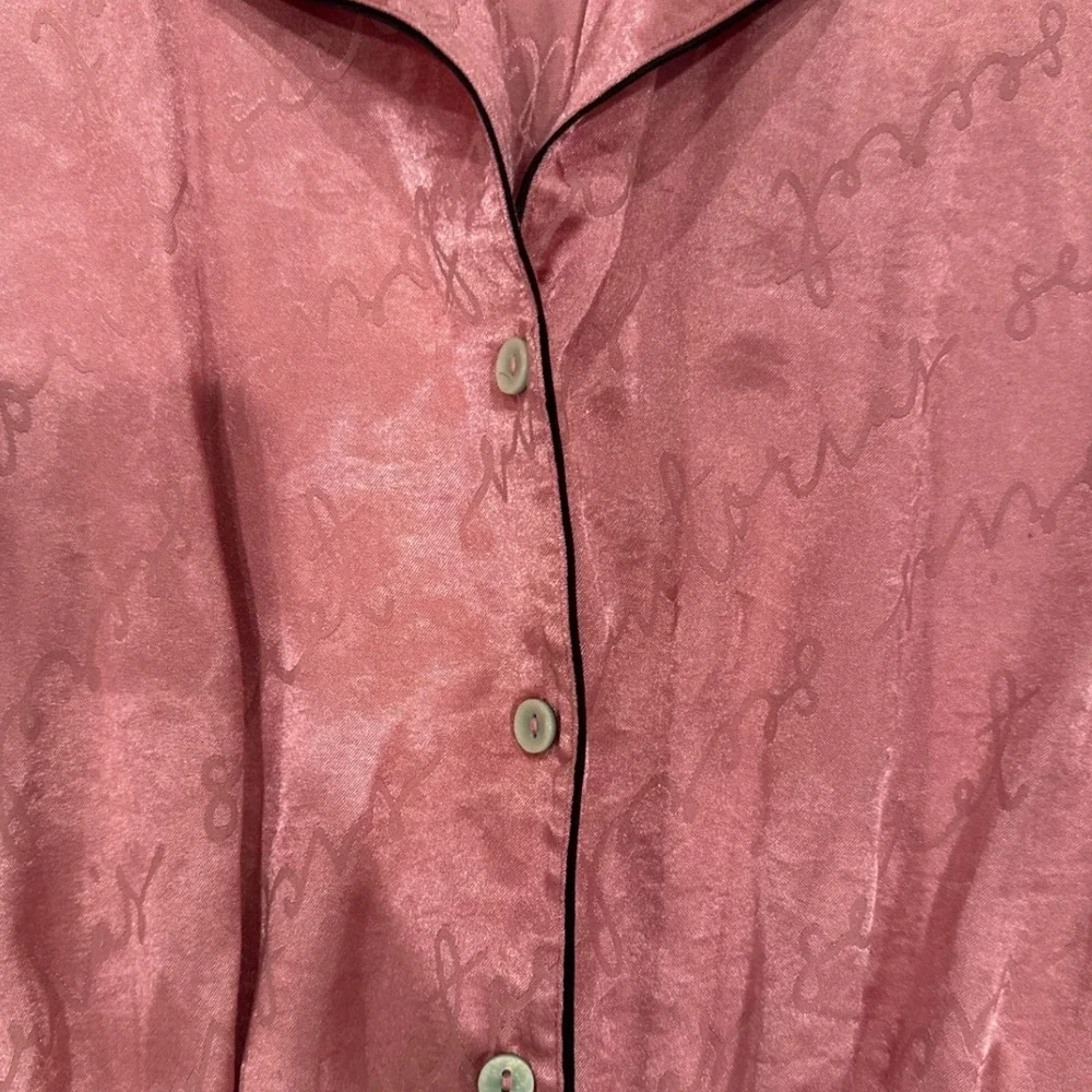 Victorias Secret Pink Satin Short Pajama Romper Sleepwear Embossed Script Logo M